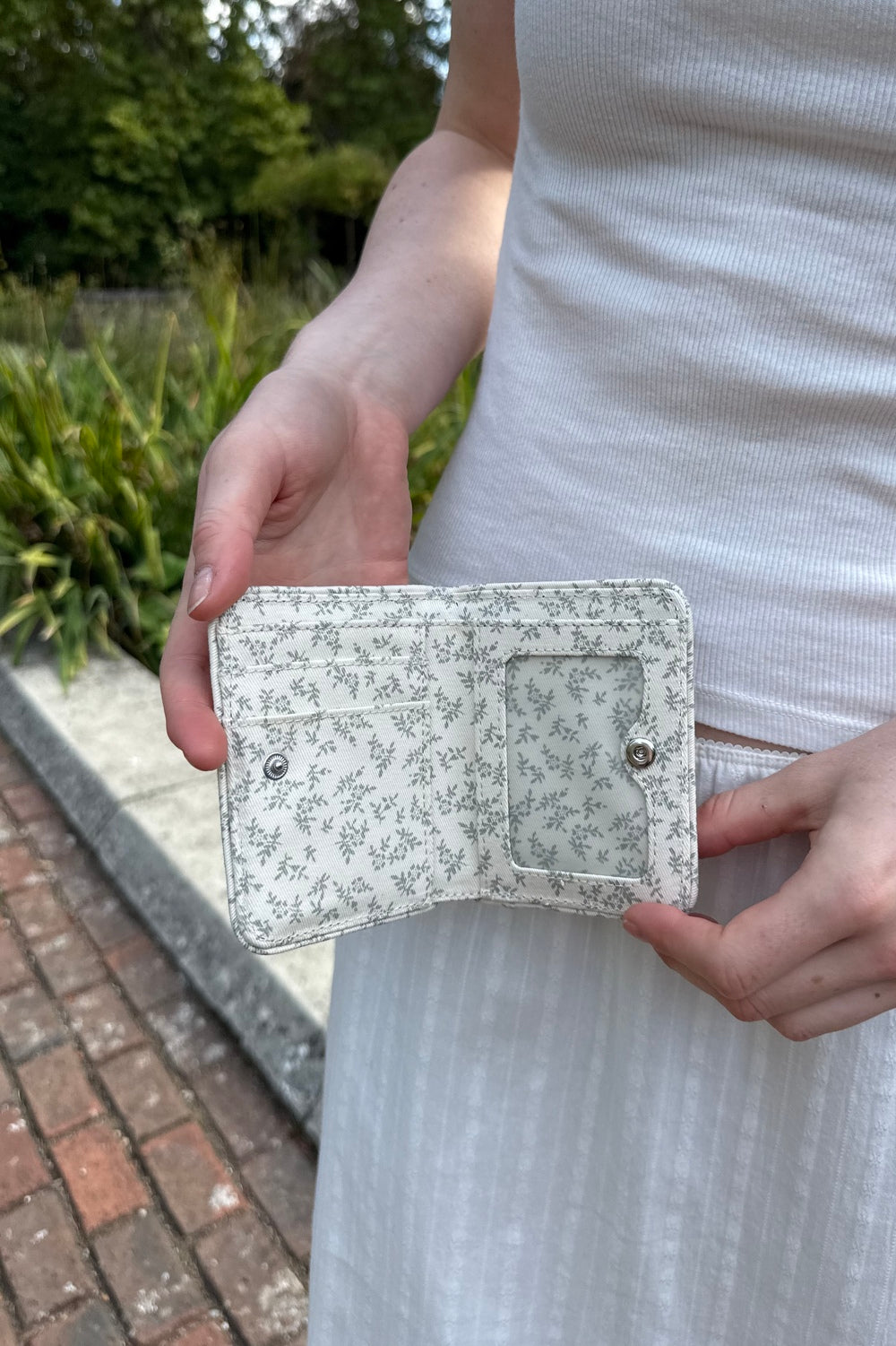 Floral Card Case | Ivory