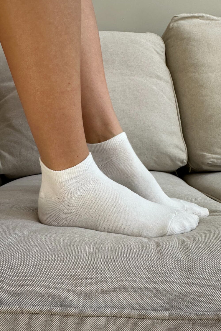 Basic Ankle Socks | White