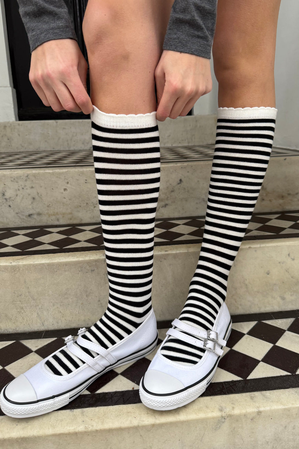 Long Stripes Socks | Black White Stripe