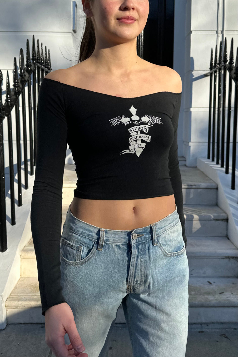 Tops Brandy Melville Bella Azules Black Top Brandy Melville Bella