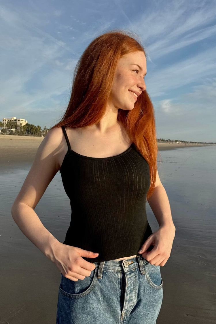 Skylar Eyelet Tank | Black / XS/S