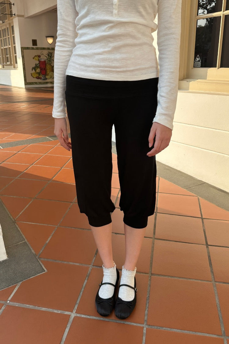 Priscilla Capri Pants | Black / XS/S