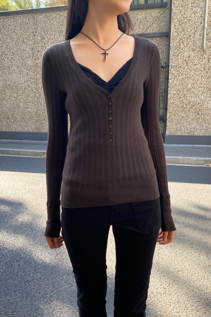 Linnet Top | Dark Brown / Regular Fit