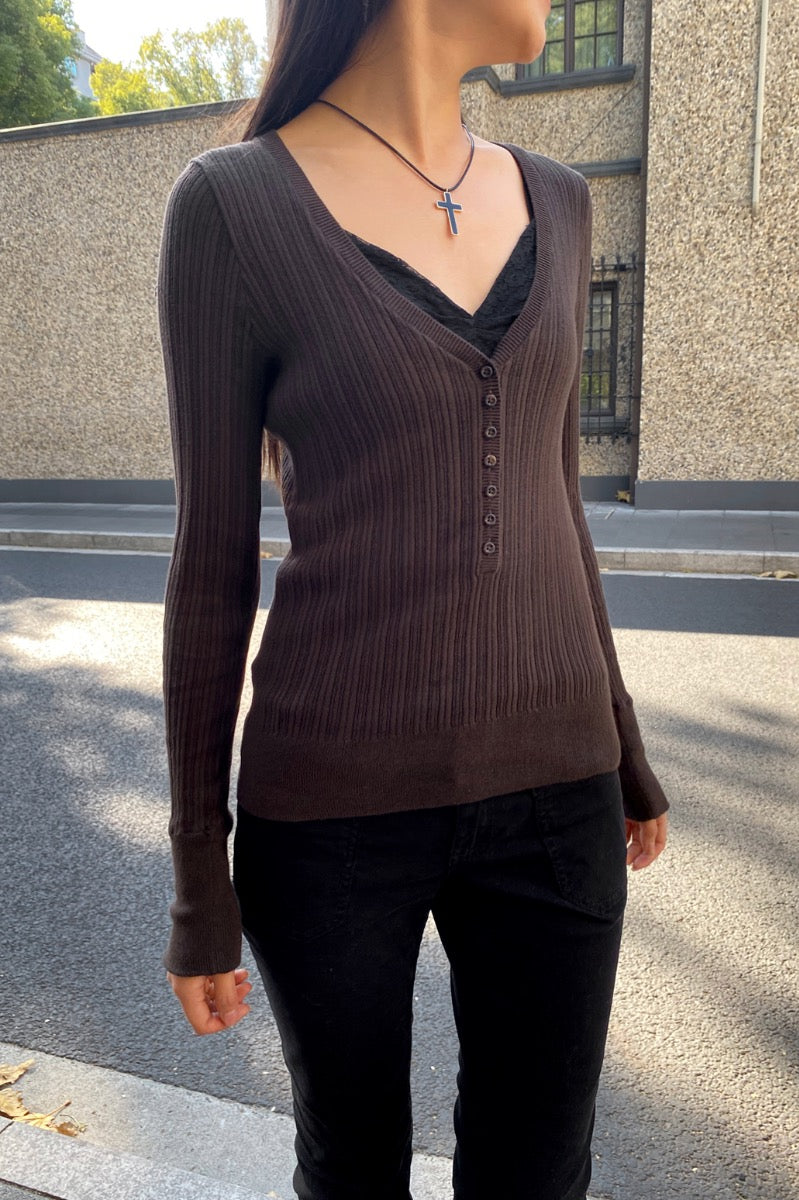 Linnet Top | Dark Brown / Regular Fit