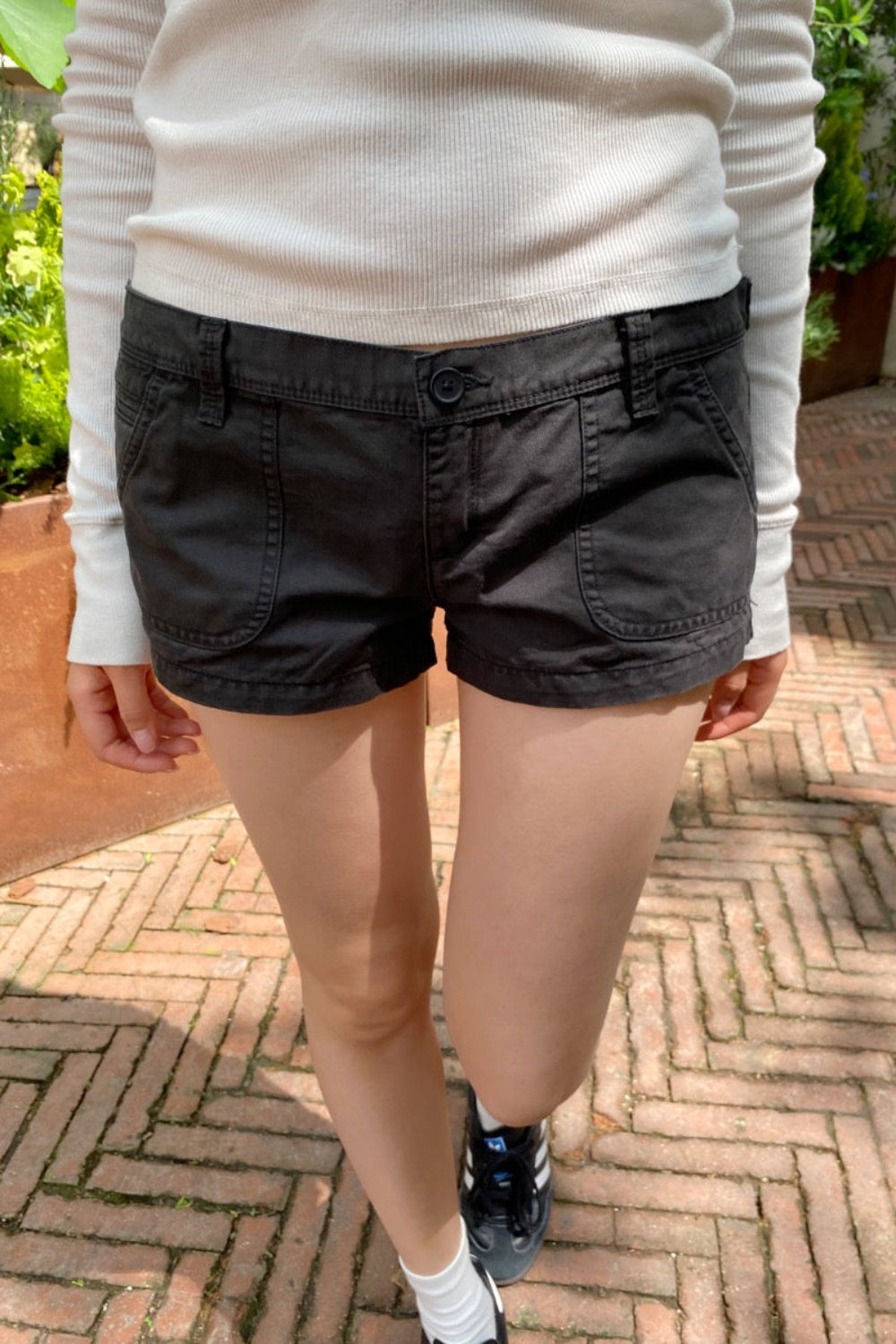 Toria Shorts | Black / XS/S