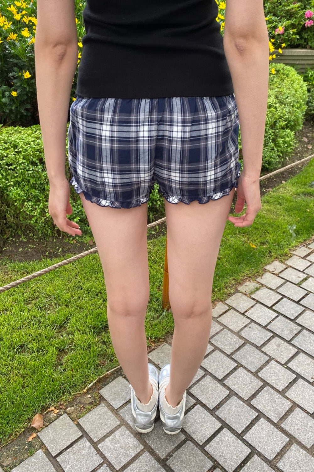 Poppy Plaid Shorts | Navy Blue White Plaid / XS/S