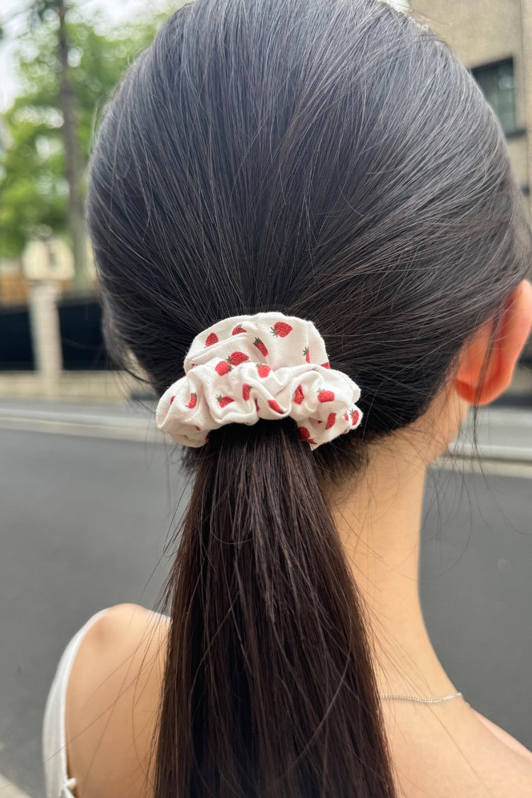 Strawberry Scrunchie | Strawberries