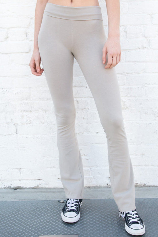 Brandy Melville Priscilla Pants Black Pantalon De Yoga Flare