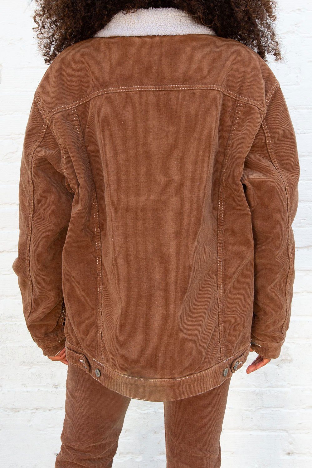 Brown / Oversized Fit