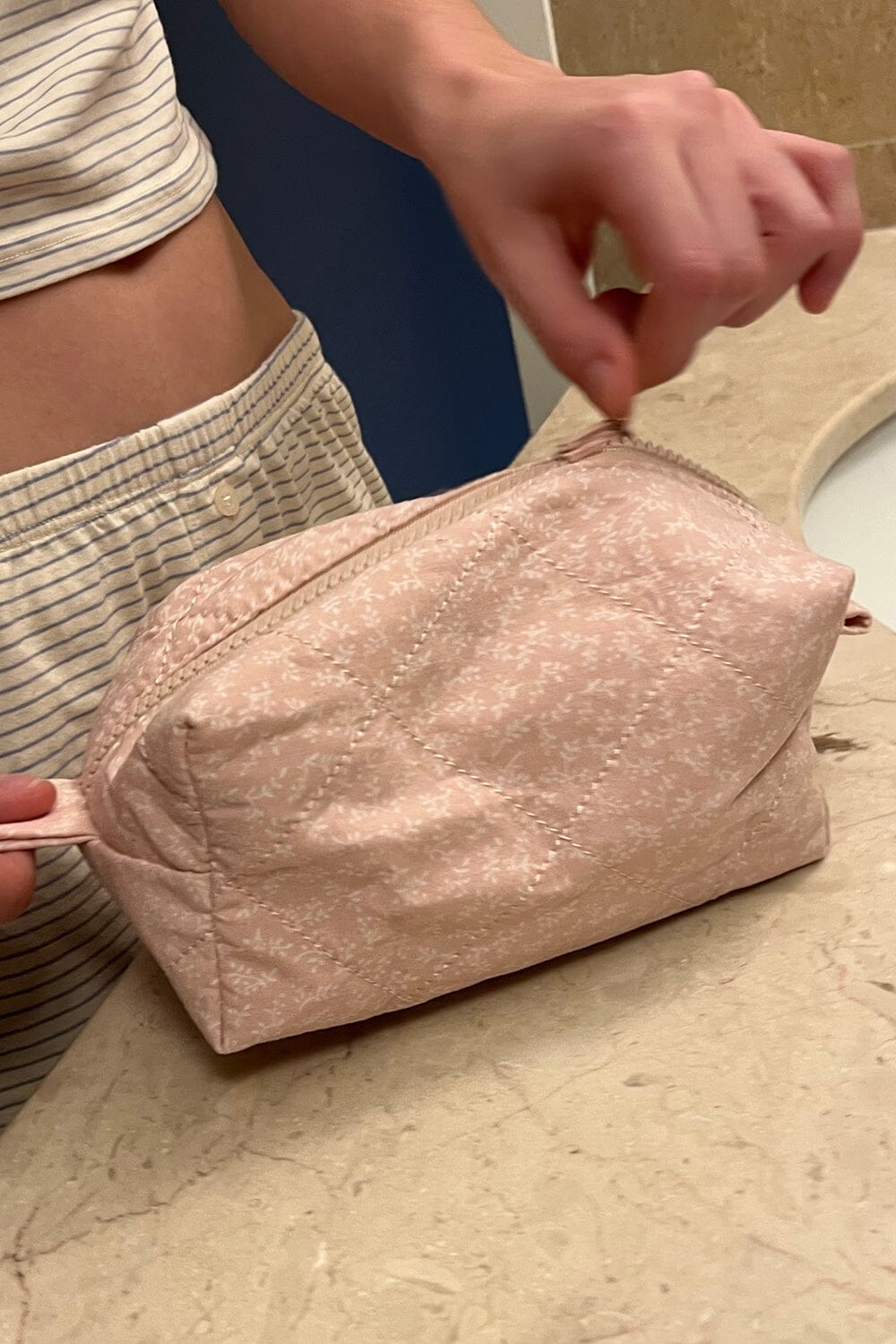 Mini Floral Travel Bag – Brandy Melville UK