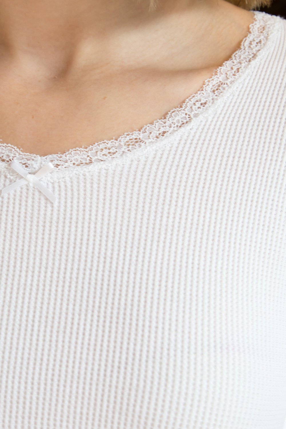 Sonia Top | White / Cropped Fit